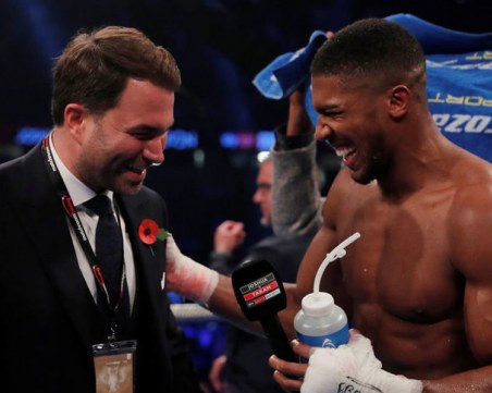 Еди Хърн вдигна офертата за мач с Джошуа