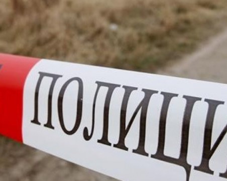 Откриха труп на възрастна жена в центъра на Враца