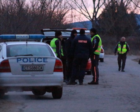 Повдигат три обвинения на шофьора, гонен от полицаи 360 километра