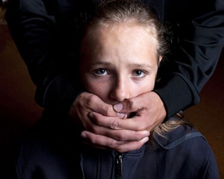 Задържаха мъж, изнасилил две малолетни момичета в столицата