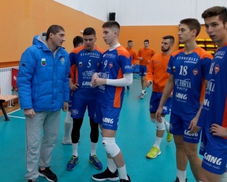 Виктория Волей посреща СК Строител с две нови попълнения