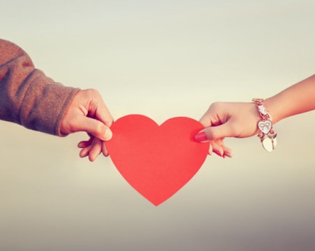 Какво харесват зодиите на Свети Валентин?