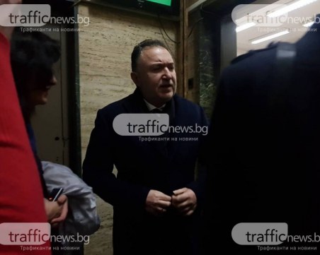 Кметът на Калофер застава пред съда, обвинен от колегата си от Карлово