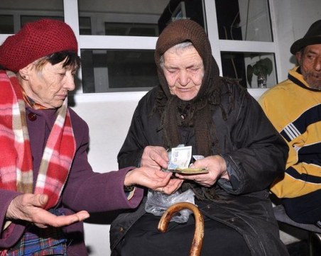 Новата помощ за хората с увреждания няма да бъде изплатена през януари