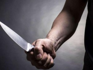 22-годишен наръга двама мъже при възникнал скандал