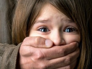 Мъж е арестуван за блудство с 5-годишната си племенница