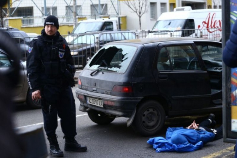 Заловиха трима автоапаши след стрелба и гонка по улиците на София