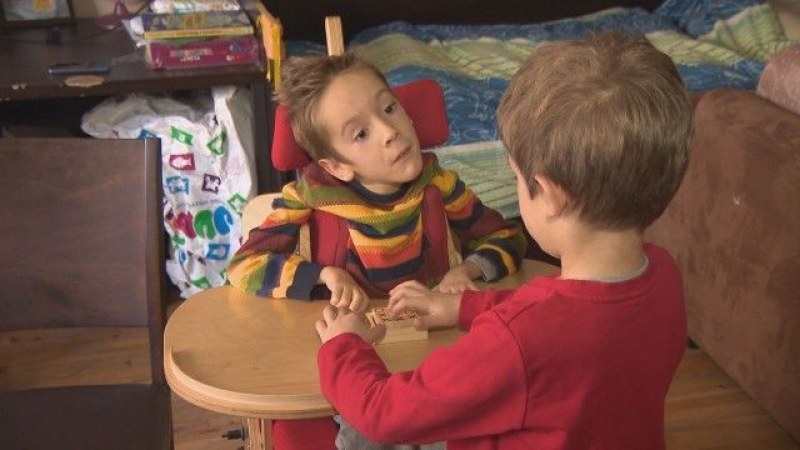 Започна лечението на 9-годишния Стефан в Румъния