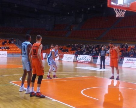 Мачът на Академик Бултекс 99 в събота с нов начален час