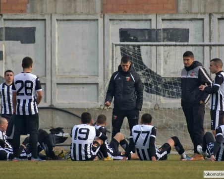 Юношите на Локо биха Асеновец в контрола