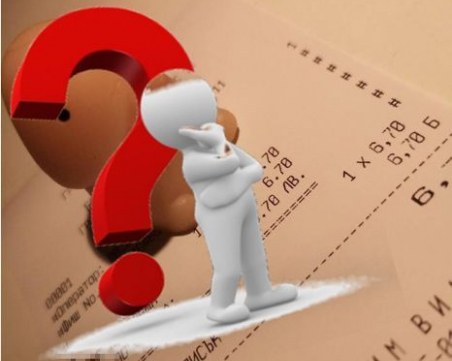 Пловдивчани оставиха нестандартен подарък върху сметката на сервитьорка СНИМКИ