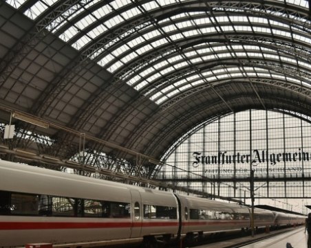 Сигнал за бомба! Евакуираха 500 пътници от високоскоростен влак във Франкфурт