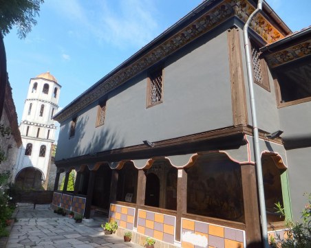 Храмът “Св.св. Константин и Елена“ пази спомена за смъртта на Севериан и Мемнос