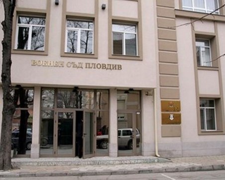 Военен тормози бивша тъща с обидни SMS-и