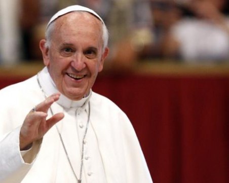 Тъкат чипровски килим за папа Франциск