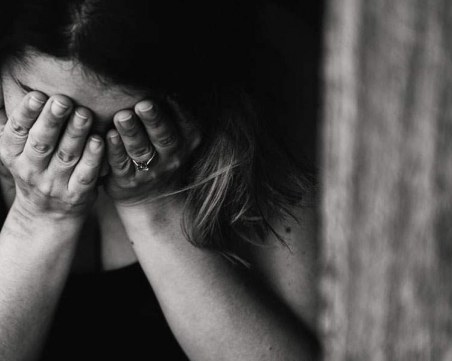 Задържаха дрогиран мъж, пребивал жена си