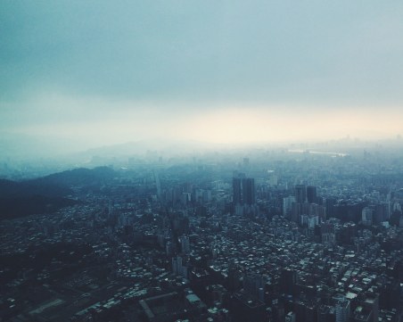 Нови 22 станции ще замерват въздуха в София