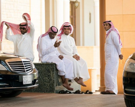 Саудитски принц загуби на покер 360 милиона и пет от съпругите си