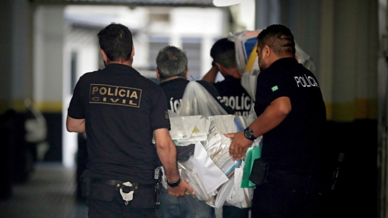 Петима са арестувани за трагедията с язовира в Бразилия
