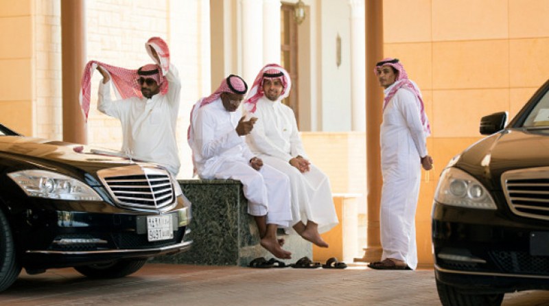Саудитски принц загуби на покер 360 милиона и пет от съпругите си