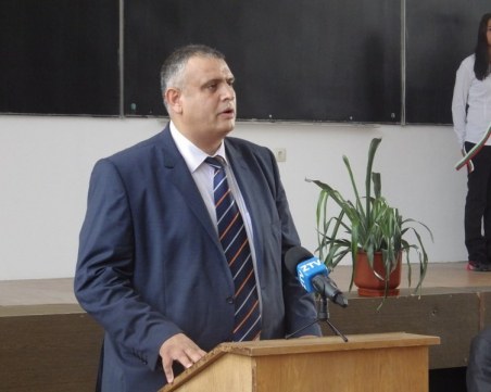 АПИ с нов шеф от днес