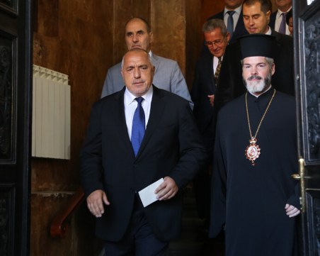 Кабинетът отпуска 5 млн. лева за заплати в Светия синод