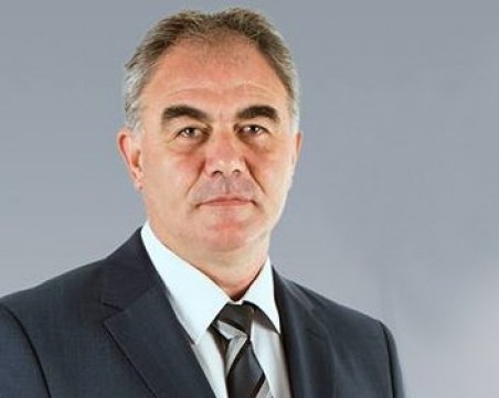 Кметът на Плевен пред TrafficNews за кошмара в поликлиниката: Напролет ще я ремонтираме