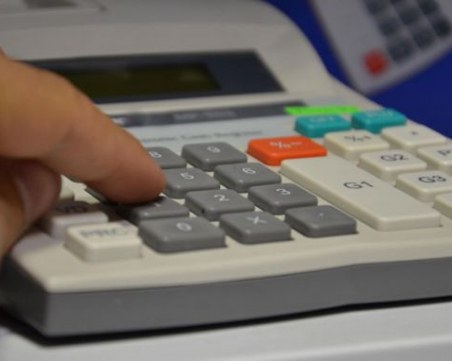 Остават още 60 дни за смяна на касовите апарати