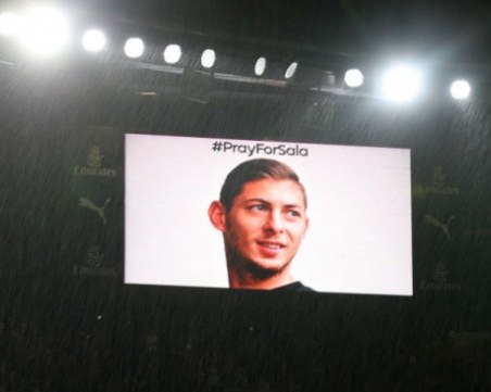 Откриха възглавници от седалки от изчезналия самолет с Емилиано Сала