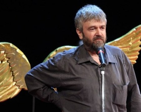Теди Mосков представя най-новото си представление в Пловдив