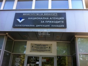 Можем да променим вида на осигуряването си до края месеца