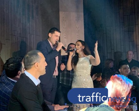 Кметът Тотев смени професията, запя в дует с Ивана СНИМКИ+ВИДЕО