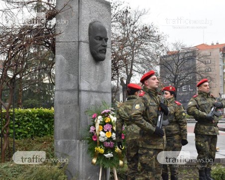 Кой е Стефан Стамболов - светец, сатрап или пройдоха?