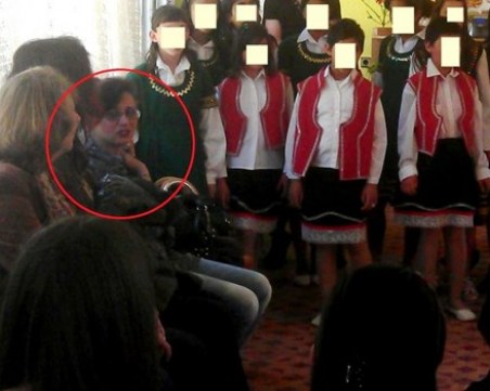 Учителката, пребивала деца с увреждания, е глобена с 209 лева