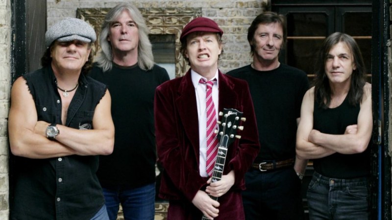 Брайън Джонсън записва нов албум с AC/DC