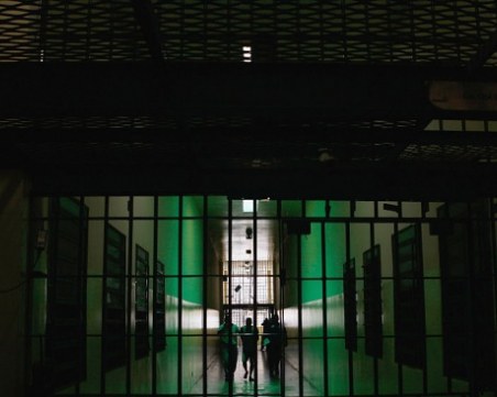 18-годишна “лелка“ в детска градина изнасили две момиченца