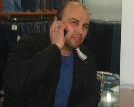 Лекарят, блъснал патрулка на Сточна гара, опитвал да спаси сина си СНИМКИ