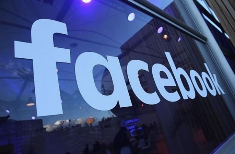 Facebook закри стотици профили