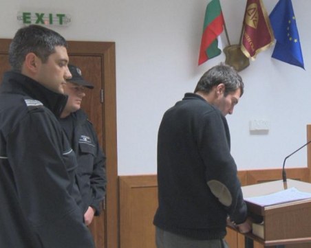 Оставиха в ареста крадеца на статуята на Аполон