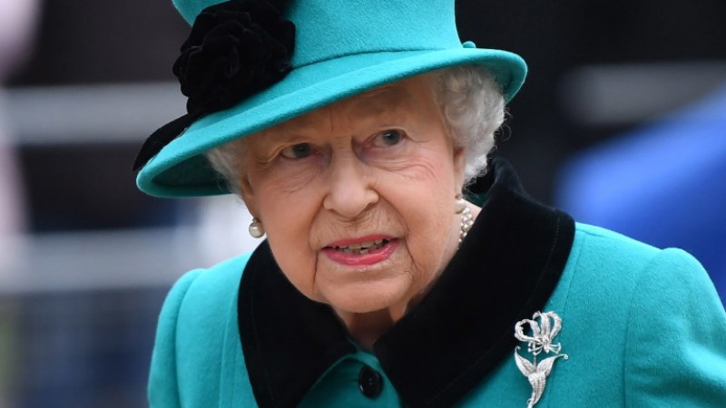Евакуират кралицата при безредици след Брекзита