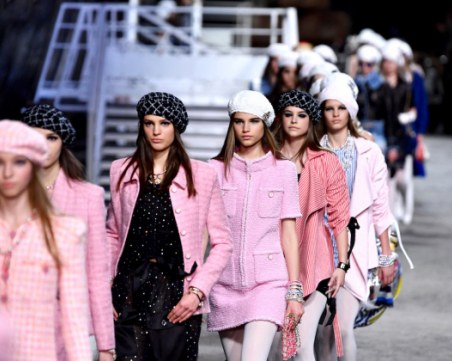 Chanel, Dior, Elie Saab и Valentino смаяха със своите колекции висша мода