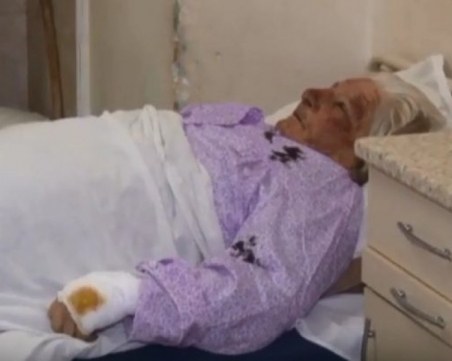 Душената за 35 лева баба Иванка - спи с брадва до главата