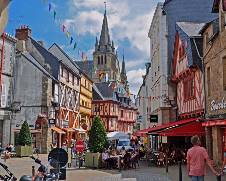 Поръчваш бански, получаваш златни кюлчета