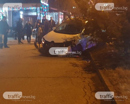 Потърпевша в мелето в Пловдив: Шофьорът първо удари камион, после мина на червено