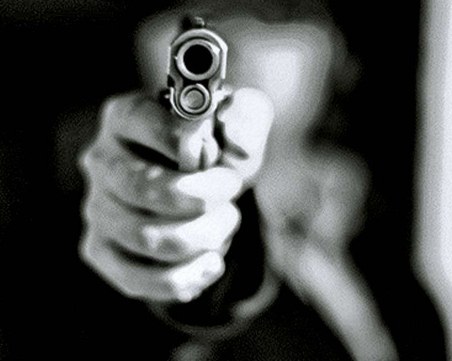 Счупихме главата на конкуренцията… Банда дилъри готви отстрел на прокурори, полицаи!?