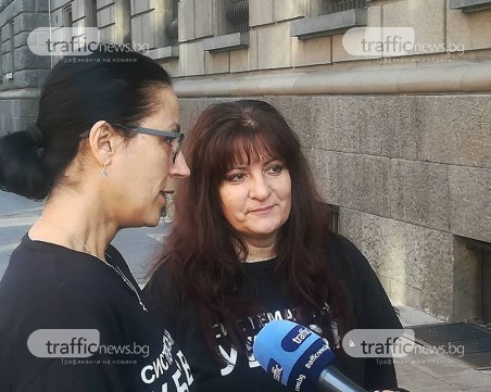 Майките от “Системата ни убива“: Закрийте ТЕЛК, за да няма абсурди като слепци шофьори ВИДЕО