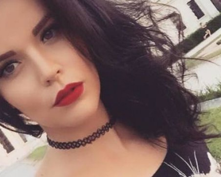 Мона показа сина си за първи път СНИМКА