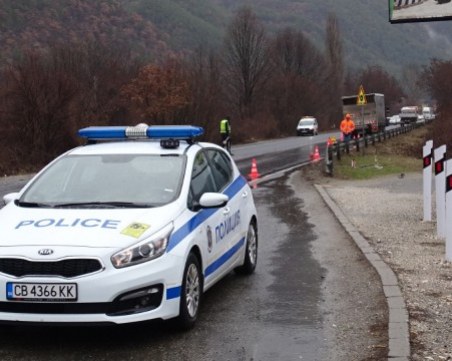 Спецакция в Бургас! Арестувани са шестима, арестите продължават