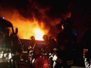 Арестуваха жена за огнения ад в Париж, отнел живота на 8 души