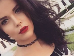 Мона показа сина си за първи път СНИМКА